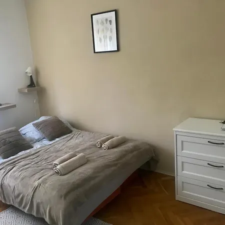 Appartement Rozmaring Apartman