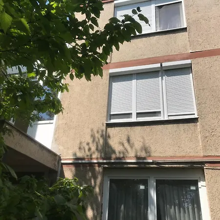 Appartement Rozmaring Apartman *